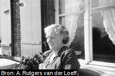 Anna Rutgers van der Loeff (1902-1978). <br>Uit haar eigen foto album.