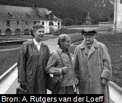 V.l.n.r. Hana Dreum, Margaretha Jacoba Vos (1878-1973) en Anna Maria Elizabeth van der Bilt (1877-1965). Uit een foto album van Anna Rutgers van der Loeff (1902-1978).