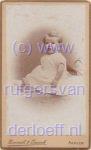 Een kind van Cornelis Ebels van der Loeff (1858-1896) en Sophia Jeannetta Hesse (1857-1925). Niet duidelijk welk kind.